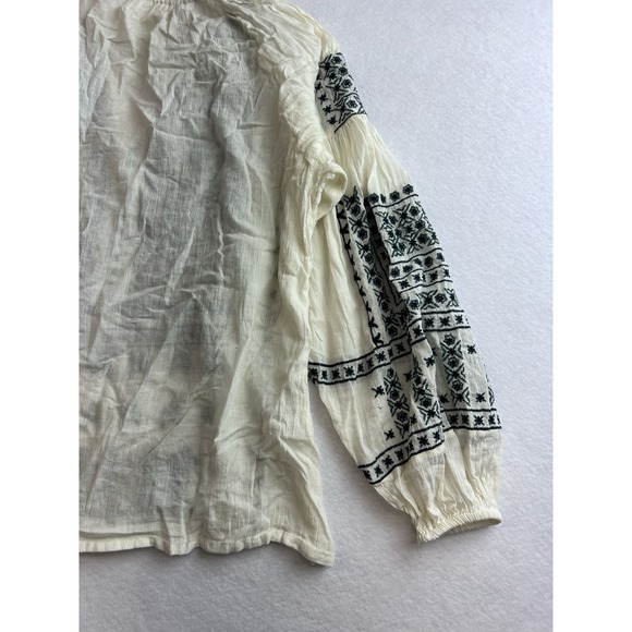 Maison Hotel Blouse Embroidered Lolo Peasant Top Size M EUC - Picture 11 of 12